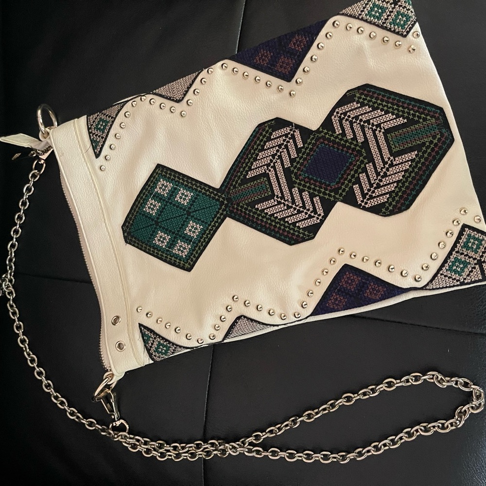 Crossbody bag with chain strap